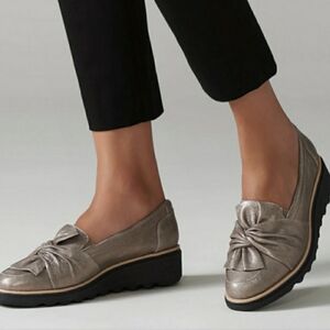 Clark's Sharon Dasher pewter silver size 10